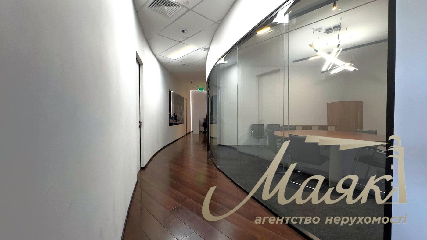 Оренда офісу площею 489 м² у бізнес-центрі IQ, вул. Болсуновська, Печерськ, Центр
