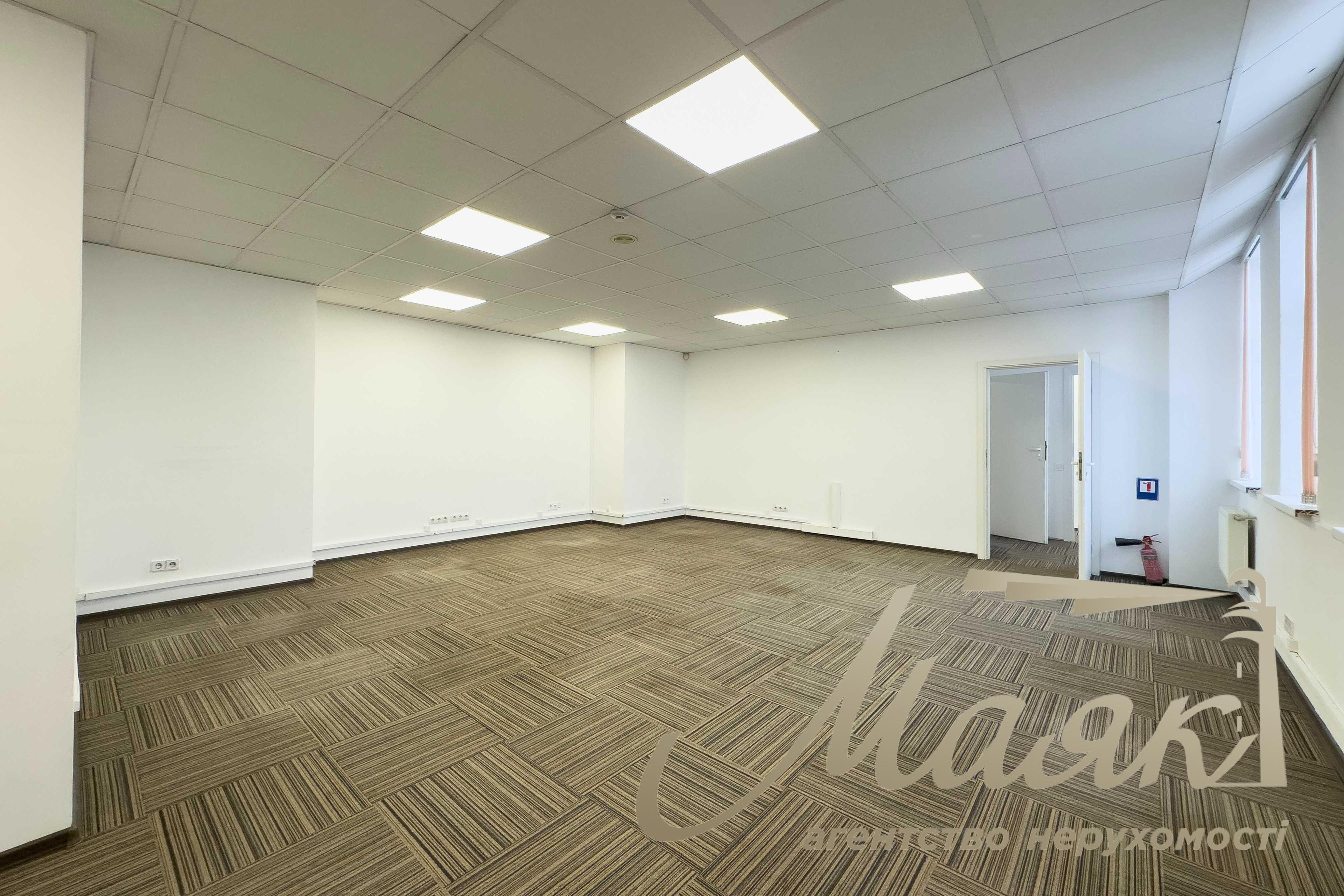 Office for rent 100m2 in BC Satelit, Svyatoshyn