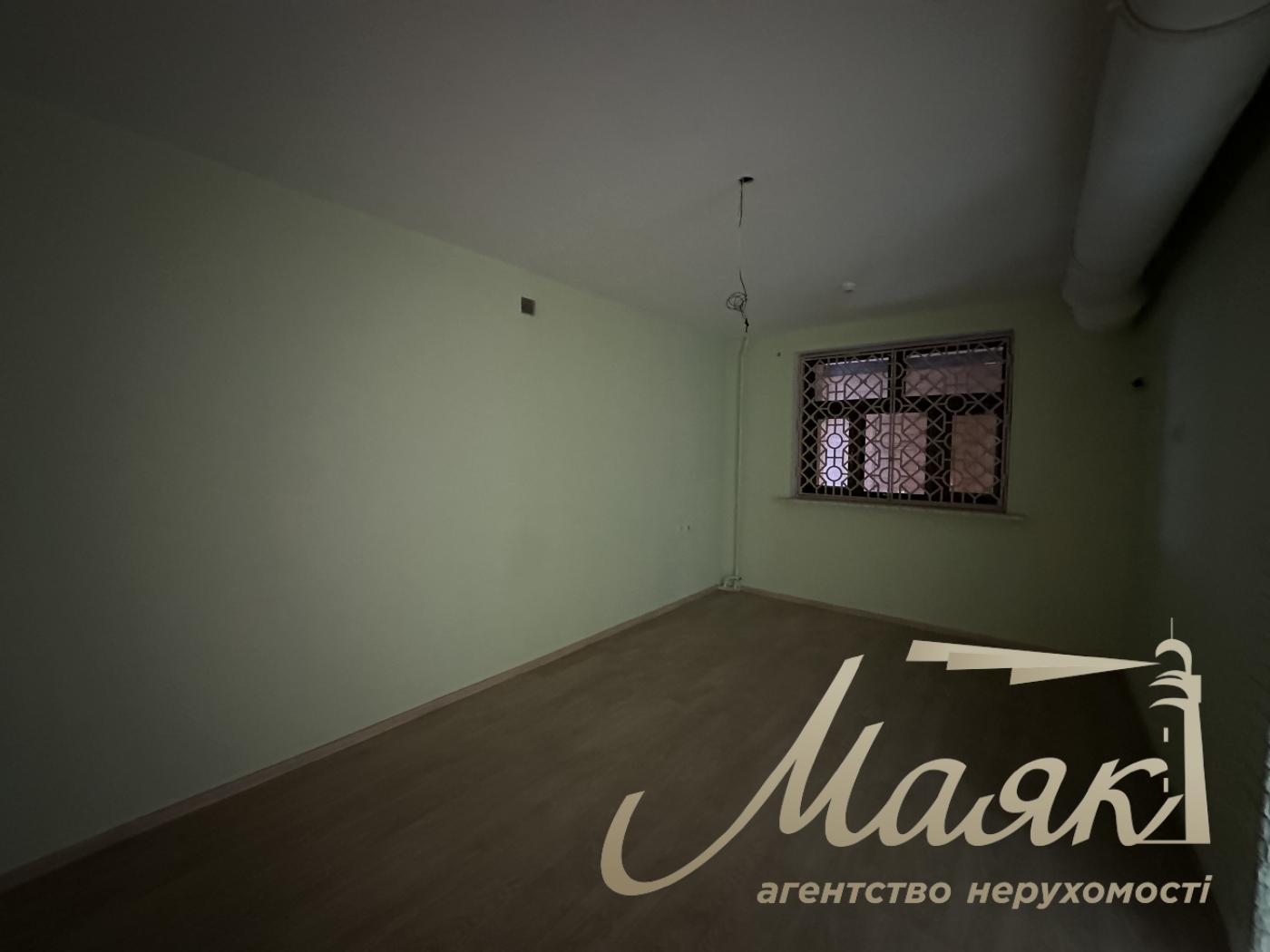 Rent a facade premises 201m2, Ivasiuk Ave, Obolonska Embankment