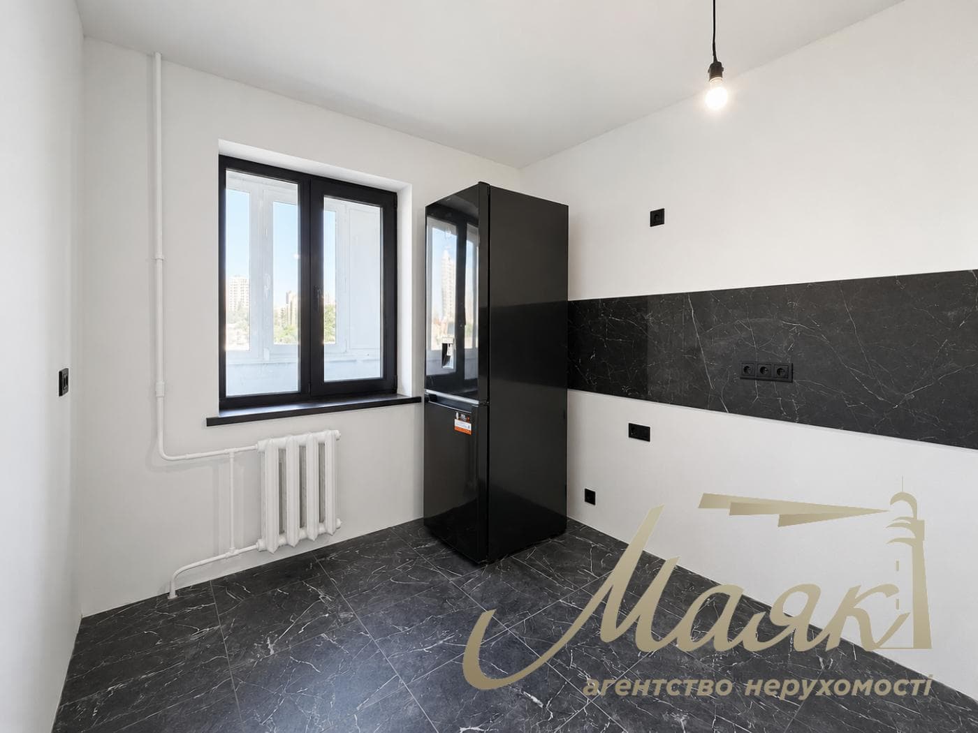 Продаж 2-кімнатної квартири з гарним видом площею 38 м² на провулку Ковальському, 12, район Шулявка, Солом'янський район, Київ