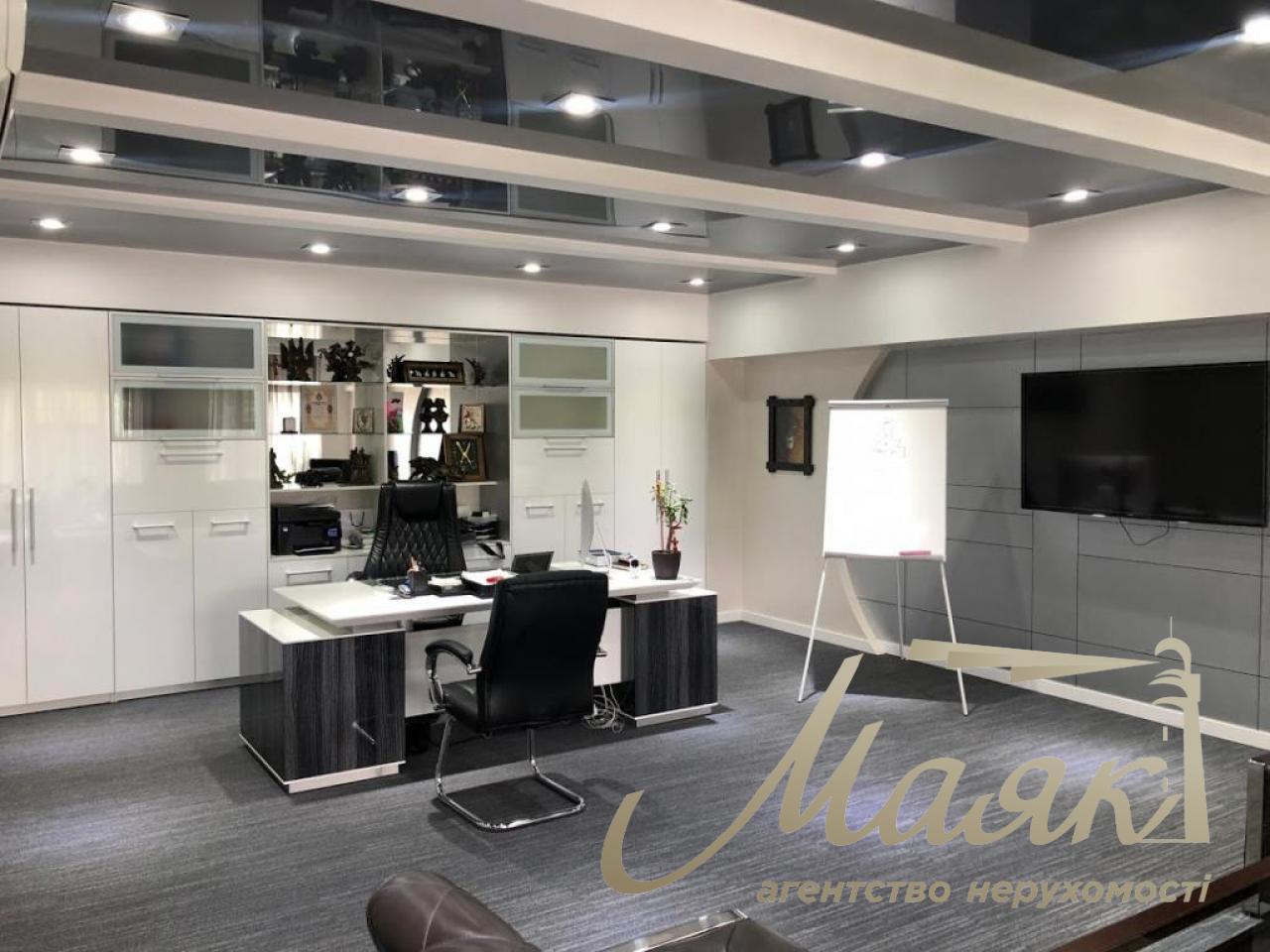 Продается офис в БЦ Каньон 110 м2 с ремонтом