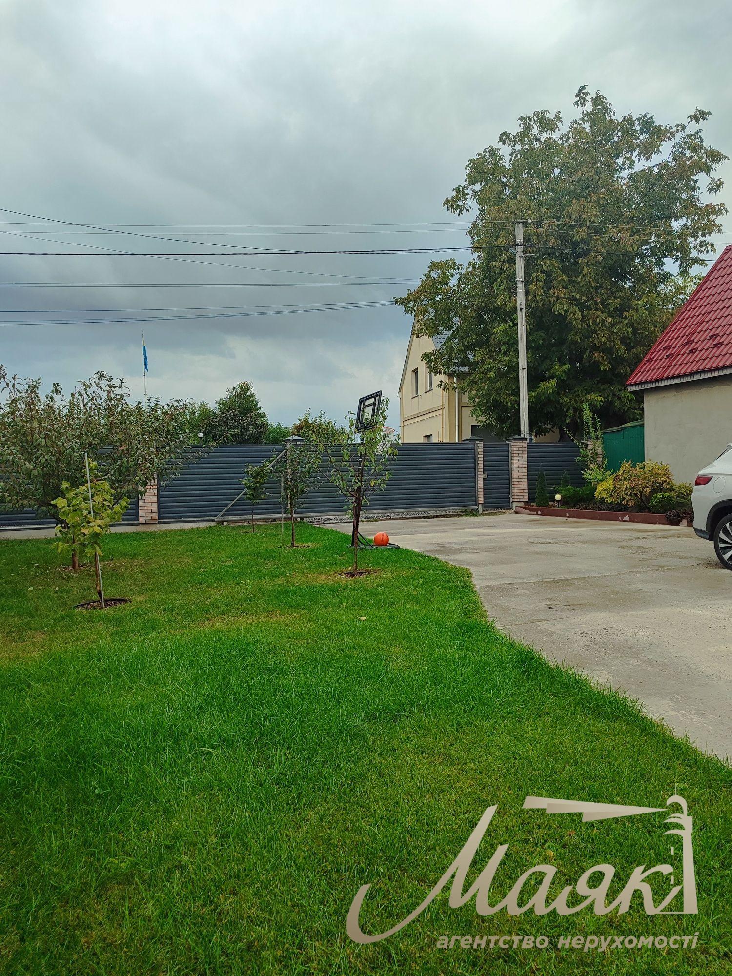 Продажа двухэтажного дома с ремонтом 209м2 в с. Ходосовка