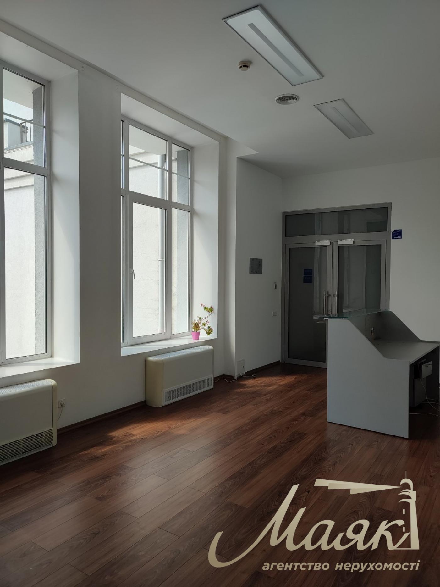 Оренда офісу 976м2 у БЦ Horizon Park