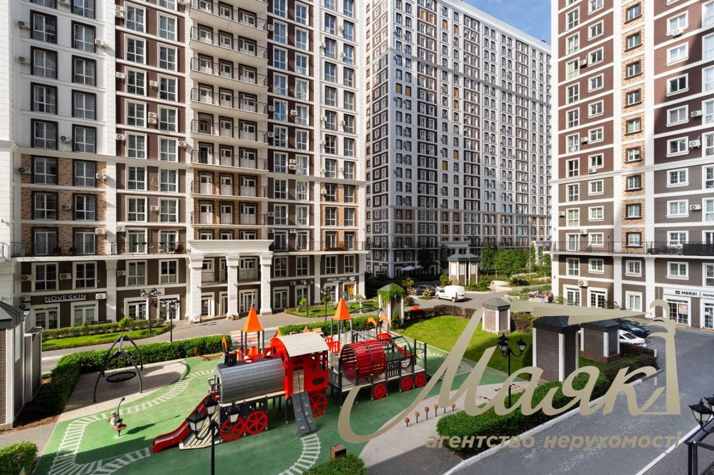 Продаж 2-кімнатної квартири площею 66 м², ЖК «Нова Англія»
