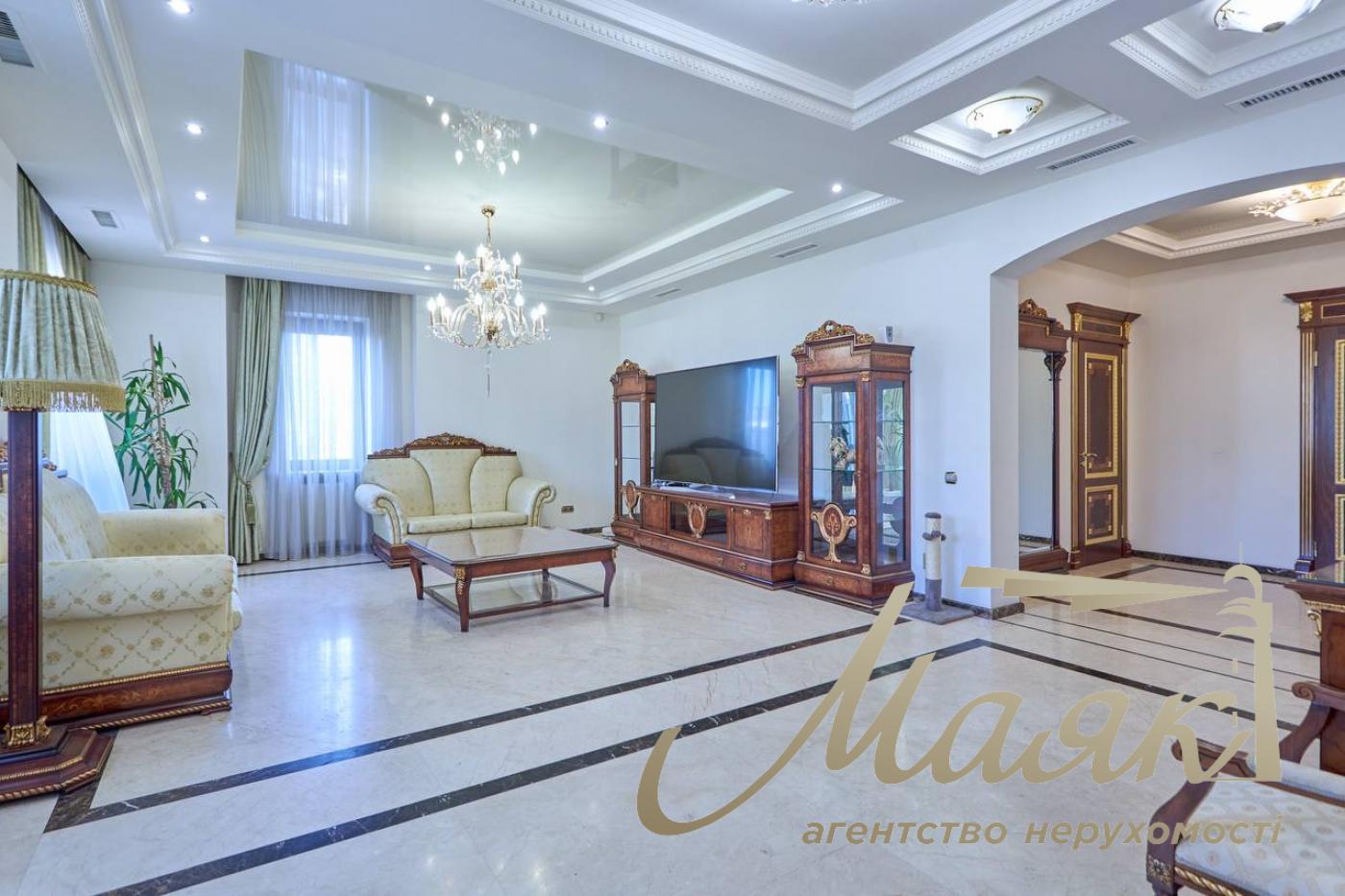 Оренда 4 кімнатної квартири, 163 м, Жилянська 30а, Голосіївський район