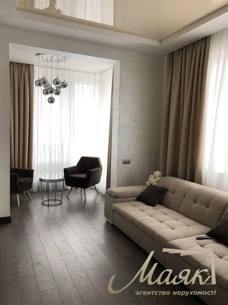 Продаж 3-кімнатної квартири, 103 м², ЖК «Рівер Стоун», вул. Трускавецька, 2-А