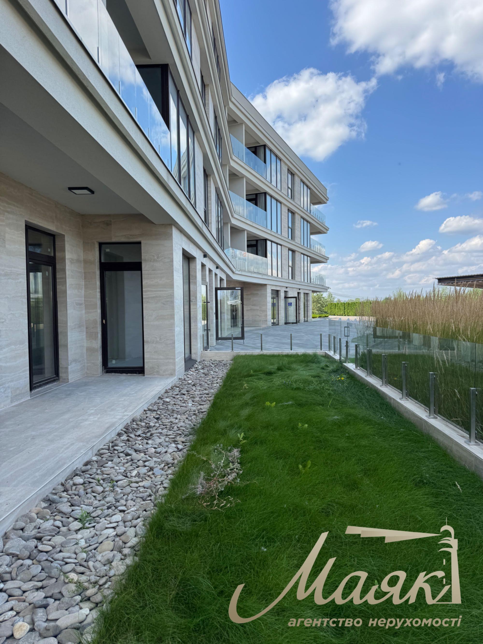 For sale apartment with terrace in LCD "Park Lake City" with a lake, Podgortsy, Kyiv region.