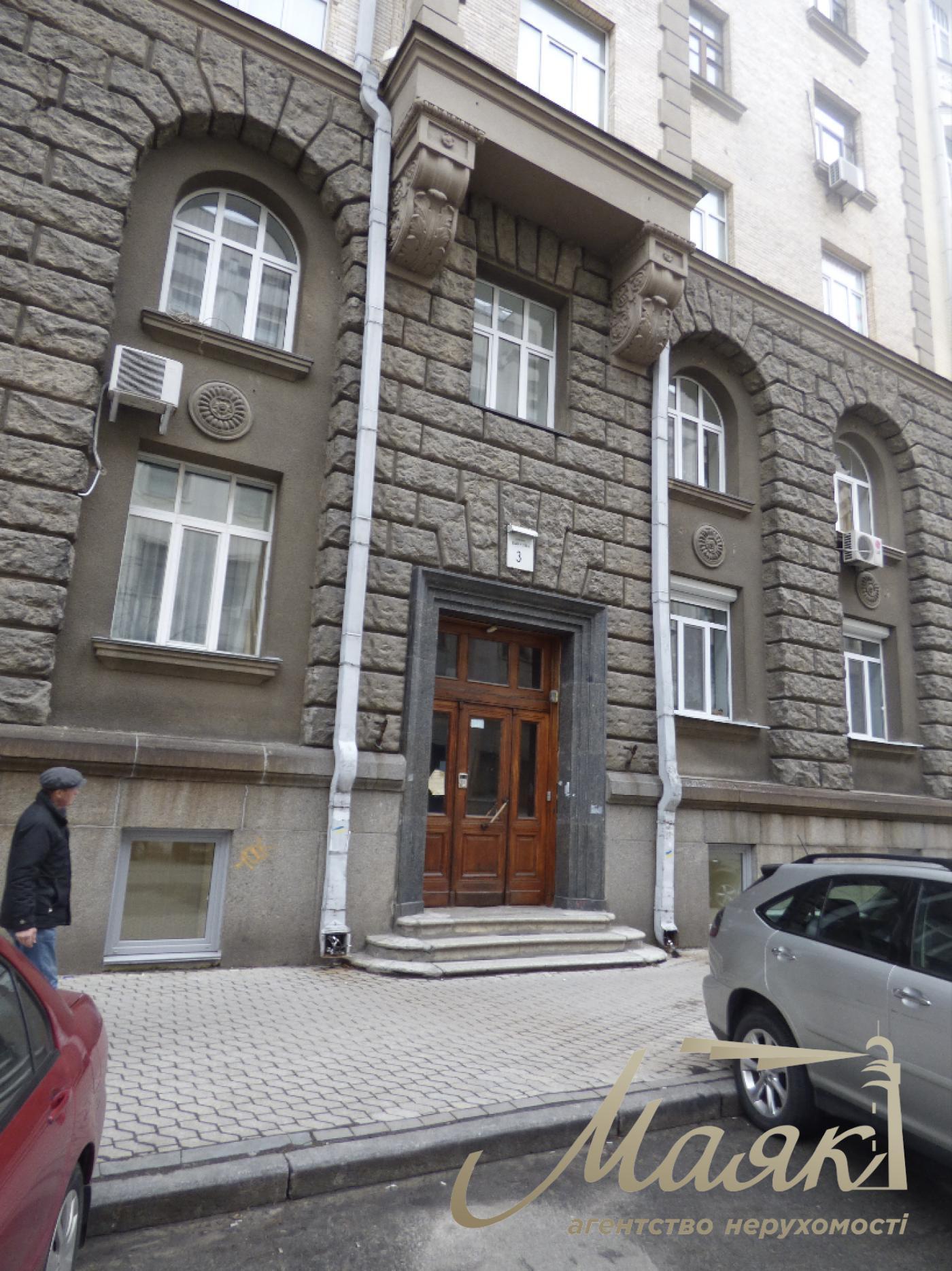 Rent apartment 91.7m2 st. Bankova 3, Lipki, Pechersky district, Government quarter, Kyiv