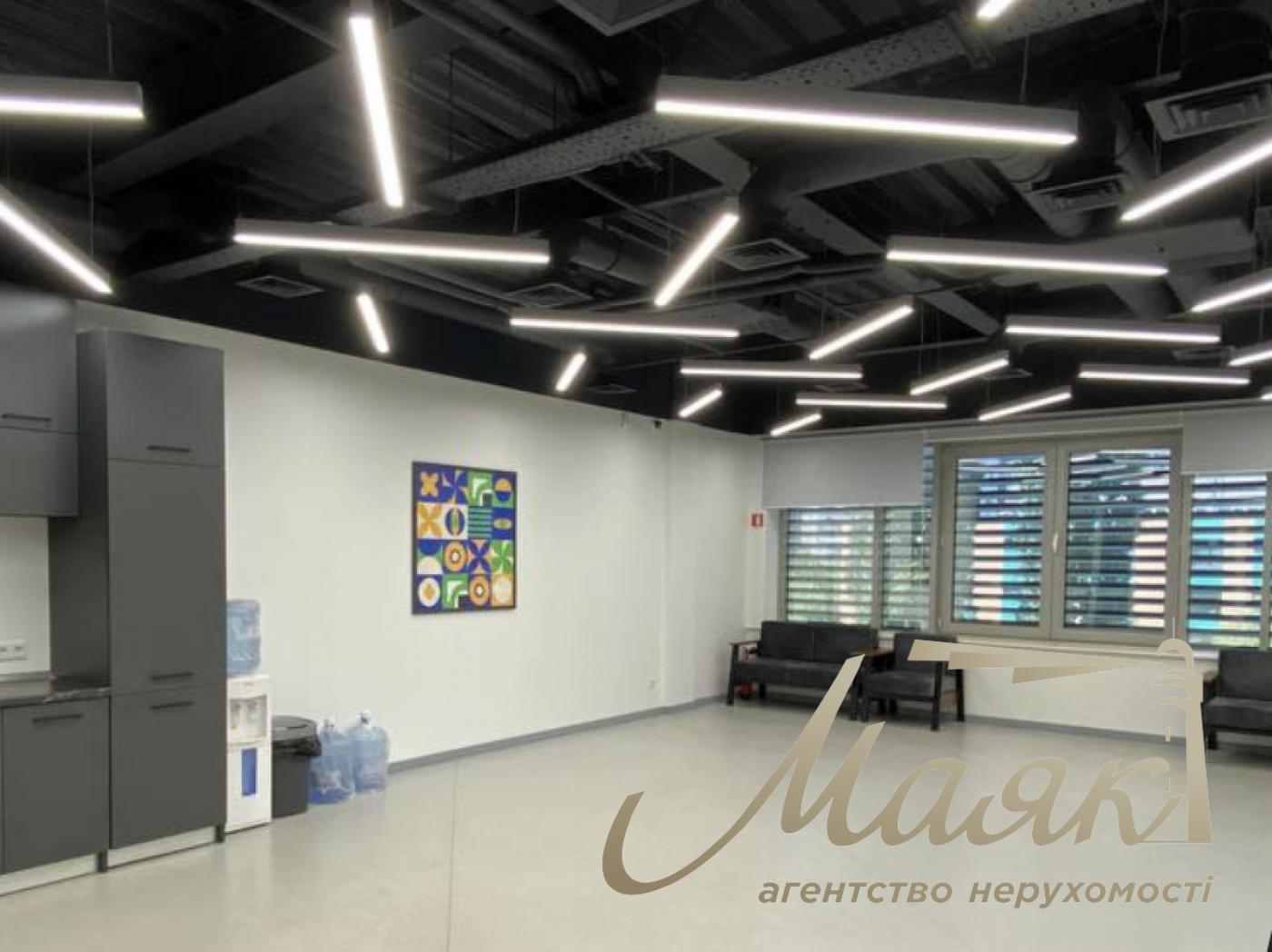 Rent office, building st. Kovpaka 29, Pechersk, Kyiv