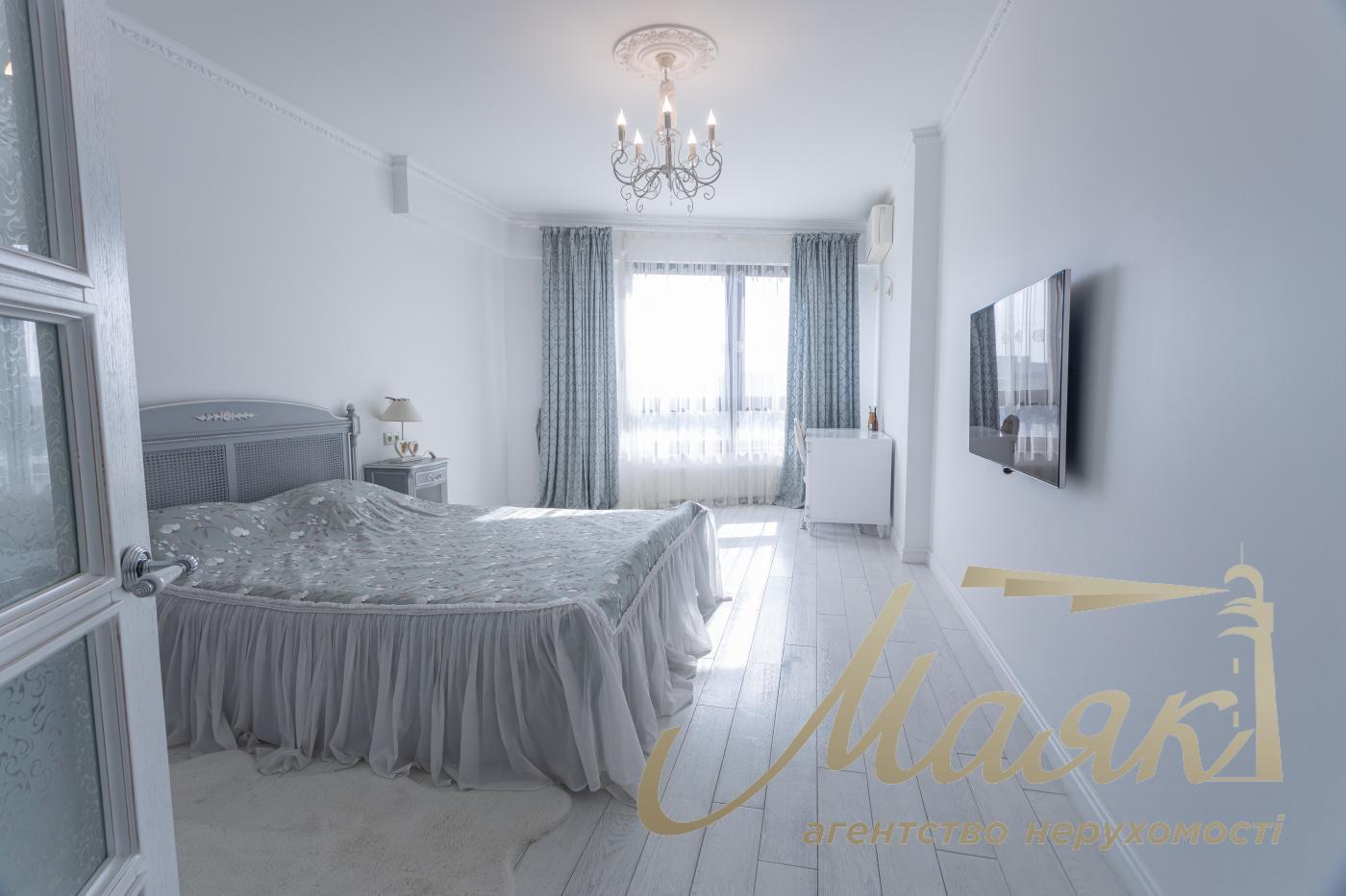 Продаж 3 кімнатної квартири в ЖК Park Avenue, пр-т Голосіївський