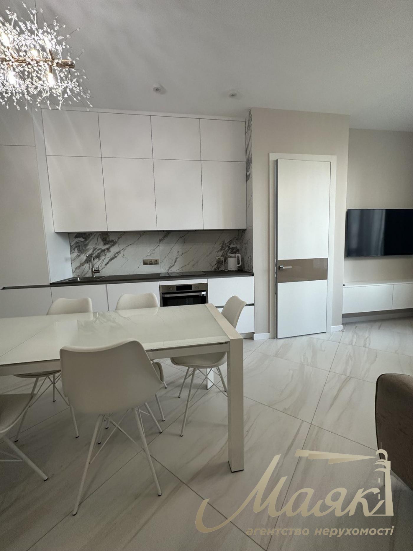 Оренда 3-кімнатної квартири ЖК Кардинал вул. Барбюса Анрі 28а