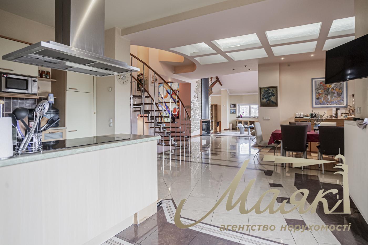 Sale of a house in the residential complex "Golden Gate", Kozin village.