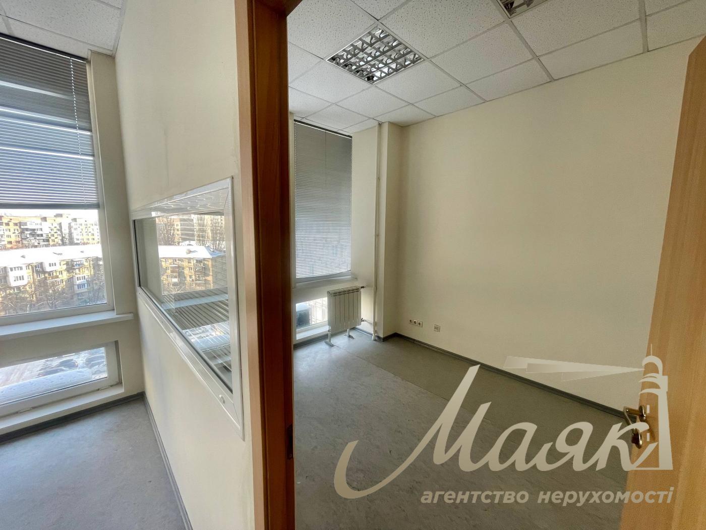 Аренда офиса 90м2 БЦ НЕСТ ул. Василия Липковского 45 район Соломенский район