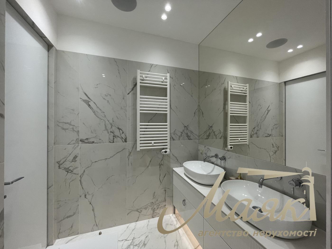 Rent 4-room apartment in Residential Complex Boulevard of Fountains, 5 Sapernoe Polye str.