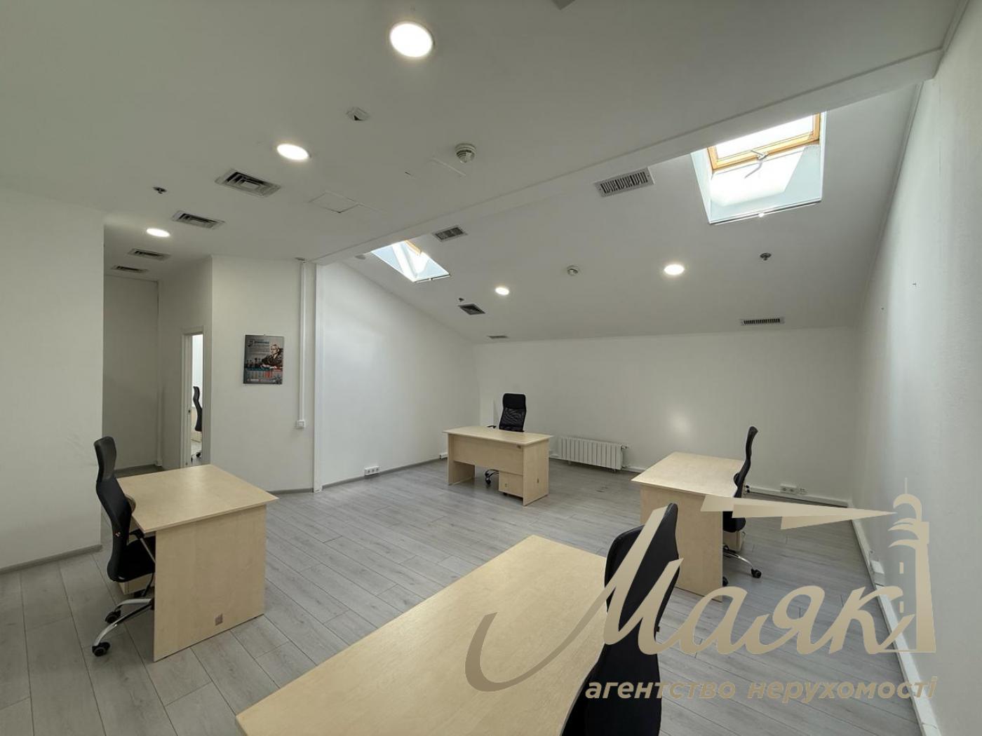 Аренда современного офиса 92 м² , ул. Большая Васильковская, Киев