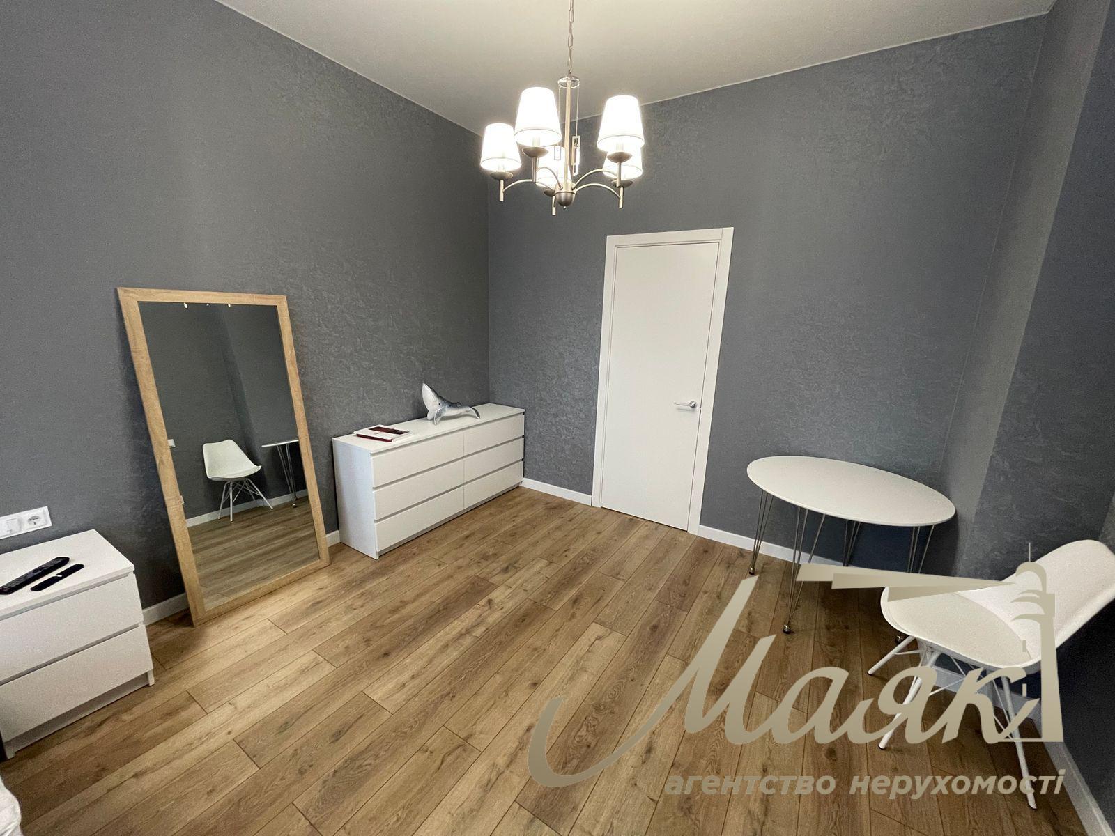 Продаж 1 кімнатної квартири в ЖК Smart Plaza Obolon, Оболонський район.