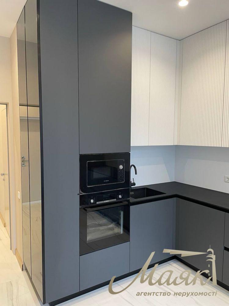 Продажа 2-комнатной квартиры ЖК Новопечерские липки, ул. А.Верхогляда/Драгомирова,15Б, Печерский район, Киев