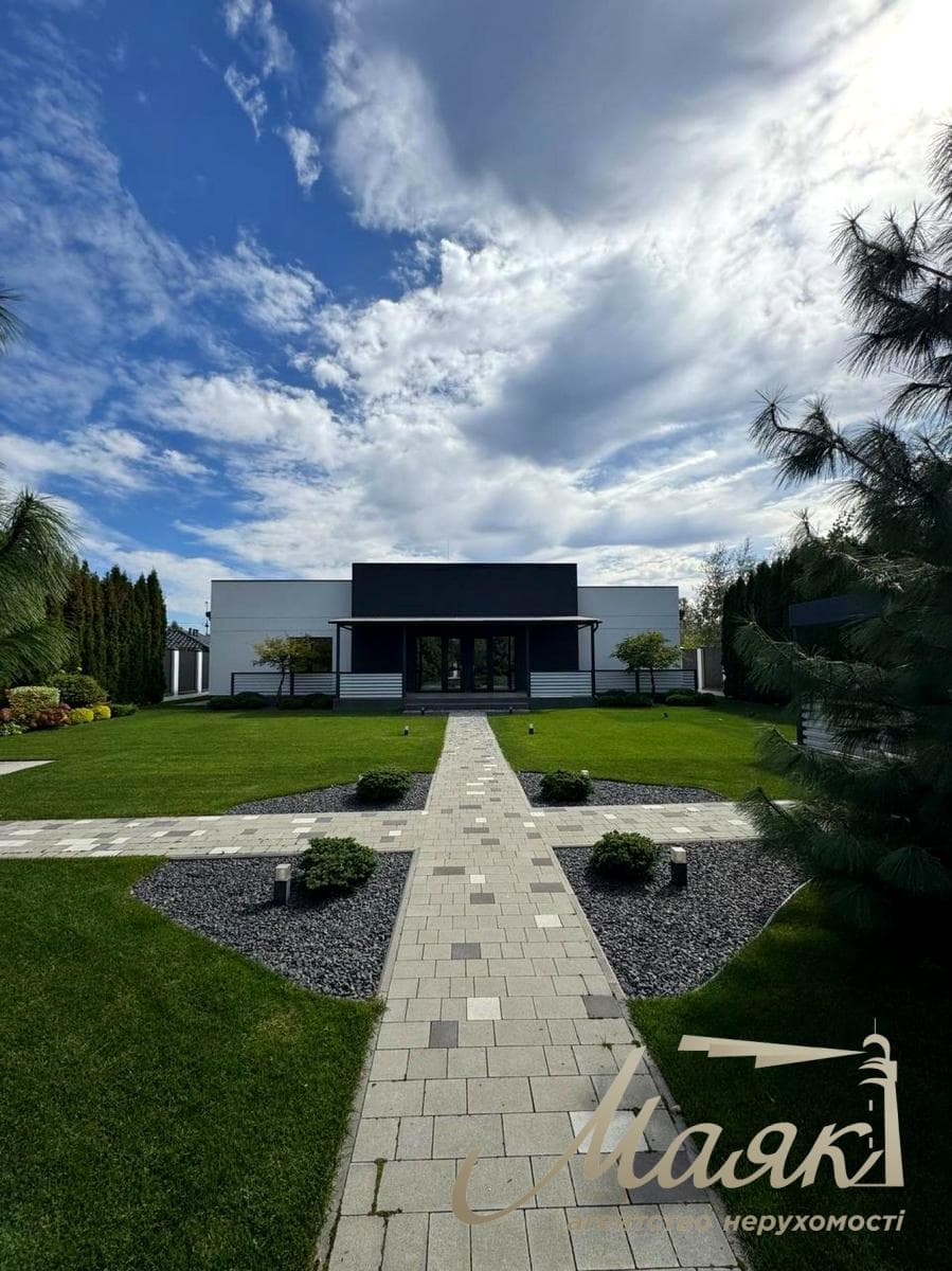 Продаж будинку площею 200 м² у смт Козин на вул. Олексіївській, Обухівський напрямок, Київська область