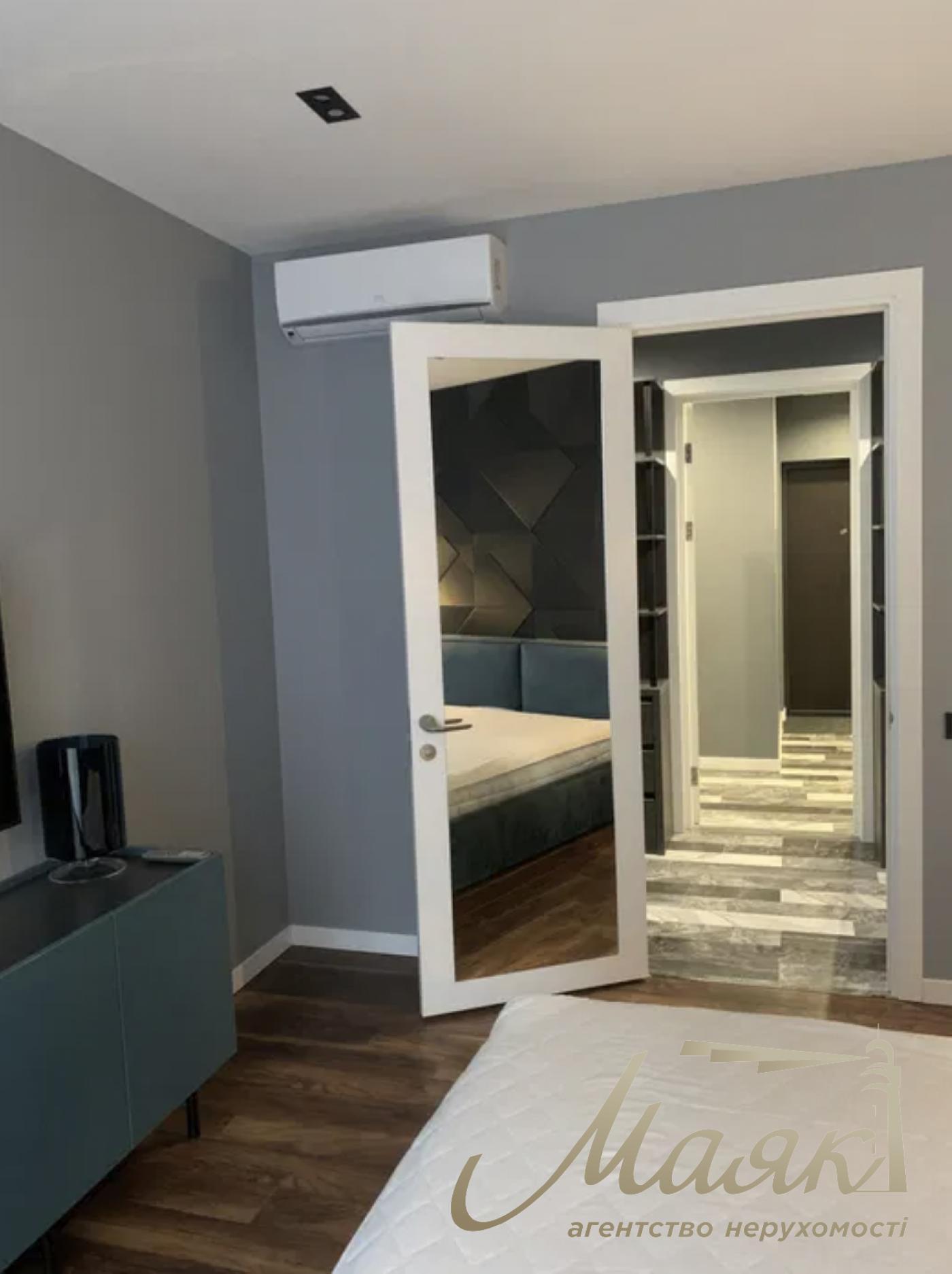 Продаж 3-кімнатної квартири в ЖК Французький квартал 2