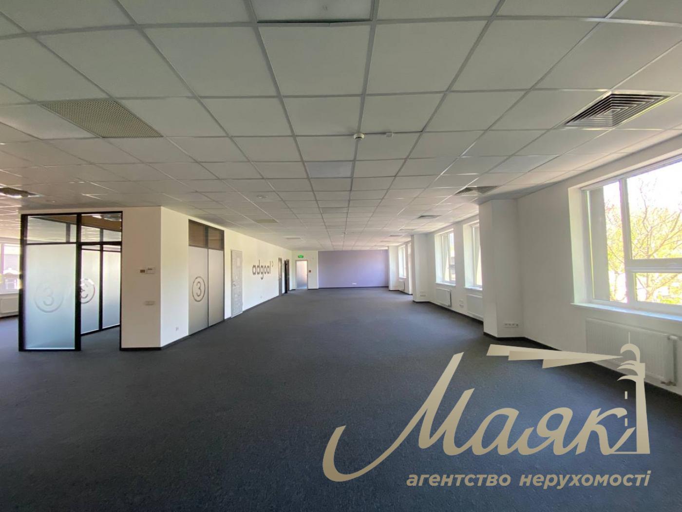 Аренда офиса 648 м2 в БЦ на Дорогожичах, возле метро