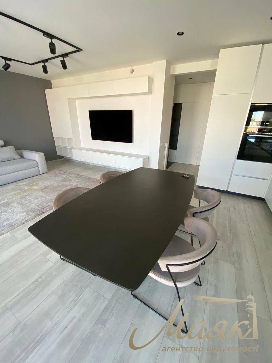 Продаж 4к квартири ЖК Комфорт Таун, вул. Регенераторна