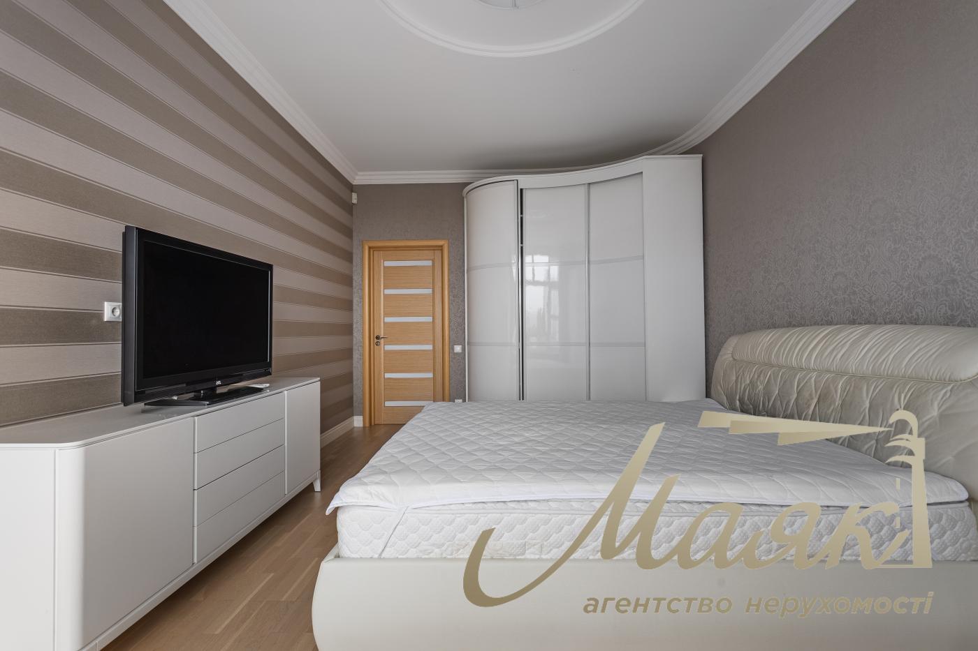 Продажа  Квартира  86,4 м2 ЖК Golden Park  Шевченковский район. Парково-Сырецкая, Сырец, Киев