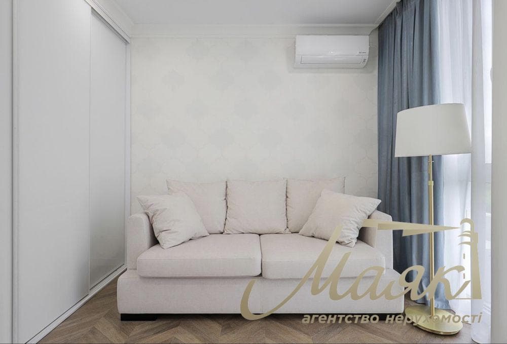 Продажа дизайнерской квартиры 78,7 м² в ЖК «Файна Таун», ул. Салютная, м.Нывки