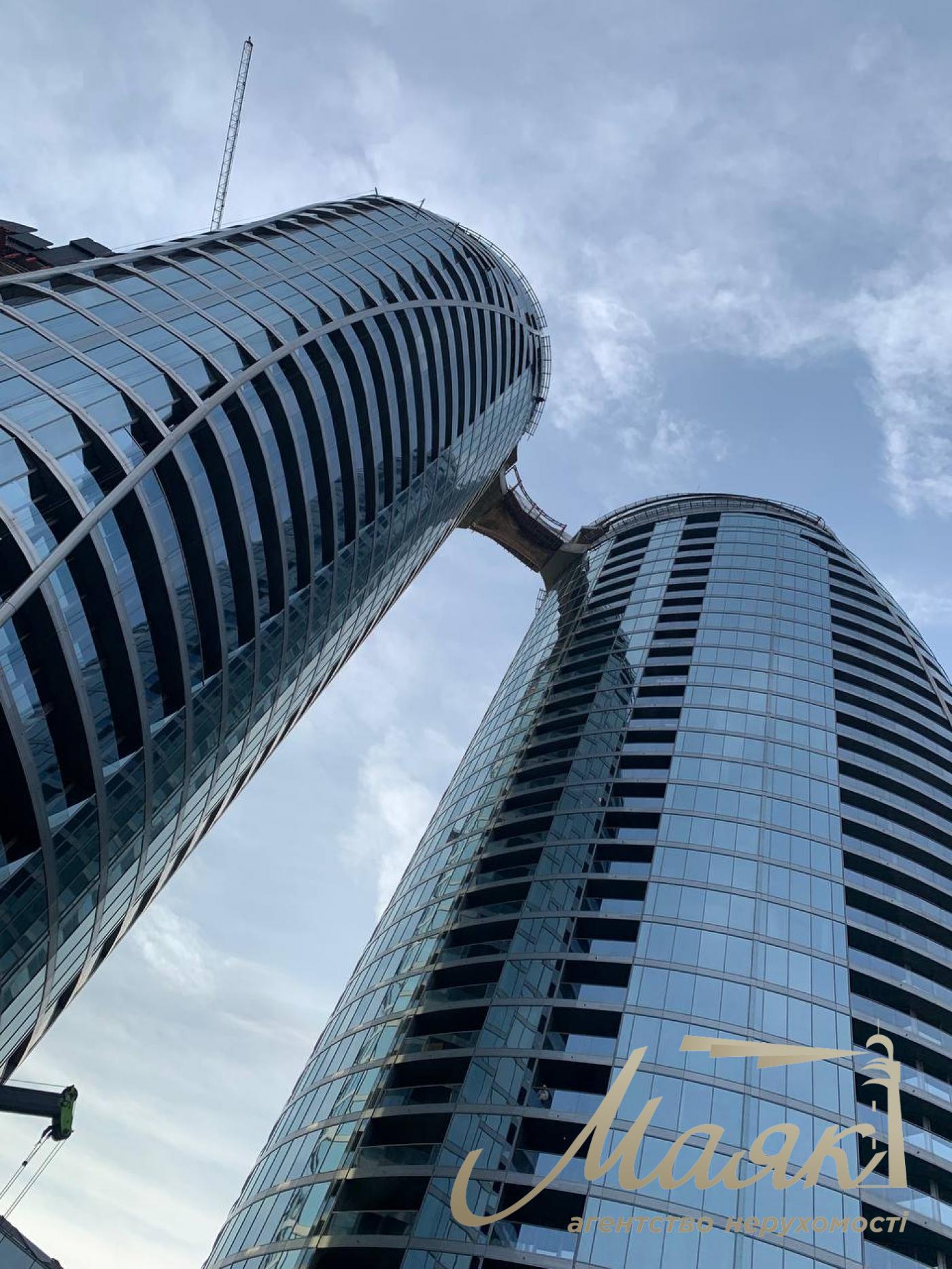 Продаж 2к 115.3 м2 квартири ЖК Таріан Таверс, вул. Патріса Лумумби