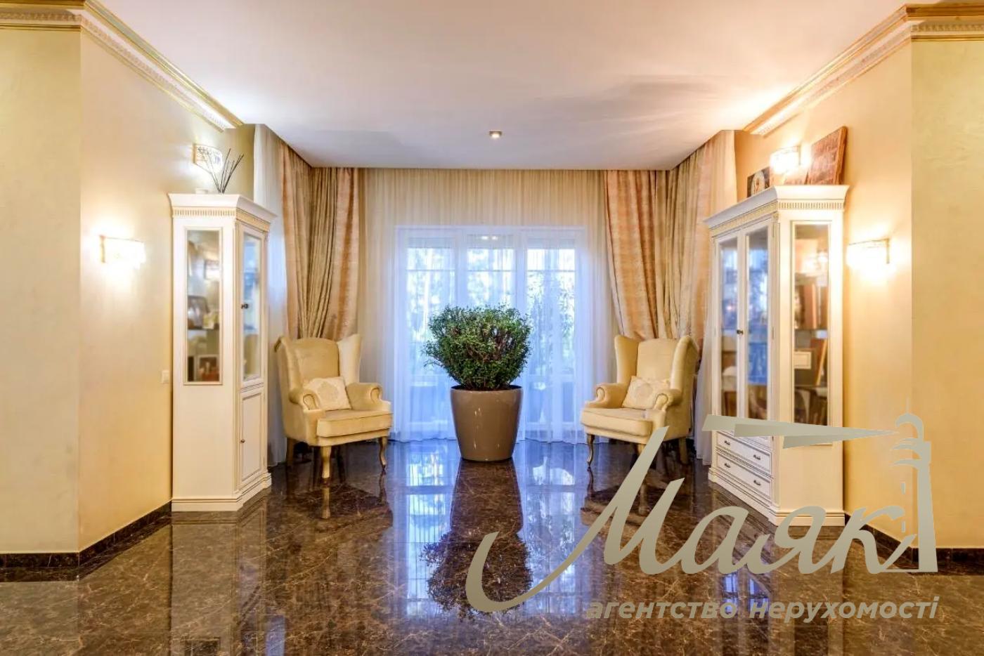 Оренда будинку в Конча-Заспі, КМ "Французьке містечко" 650 м² ділянка 30 соток вул. Лісова