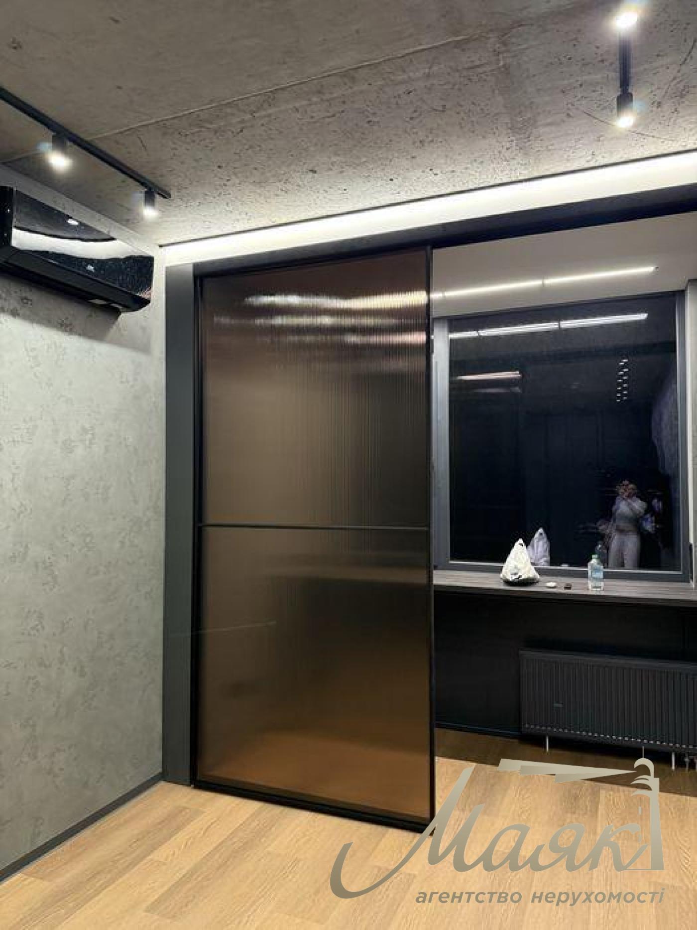 Продаж 2-кімнатної квартири ЖК Manhattan City, просп. Берестейський