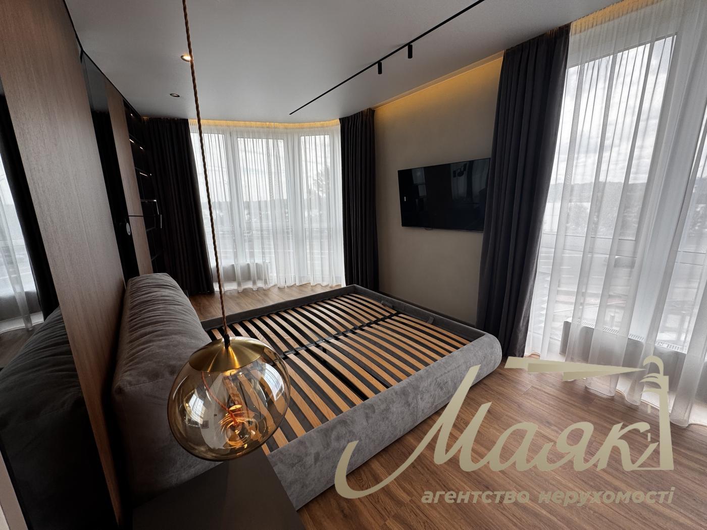 For sale 3-bedroom apartment in LCD Great