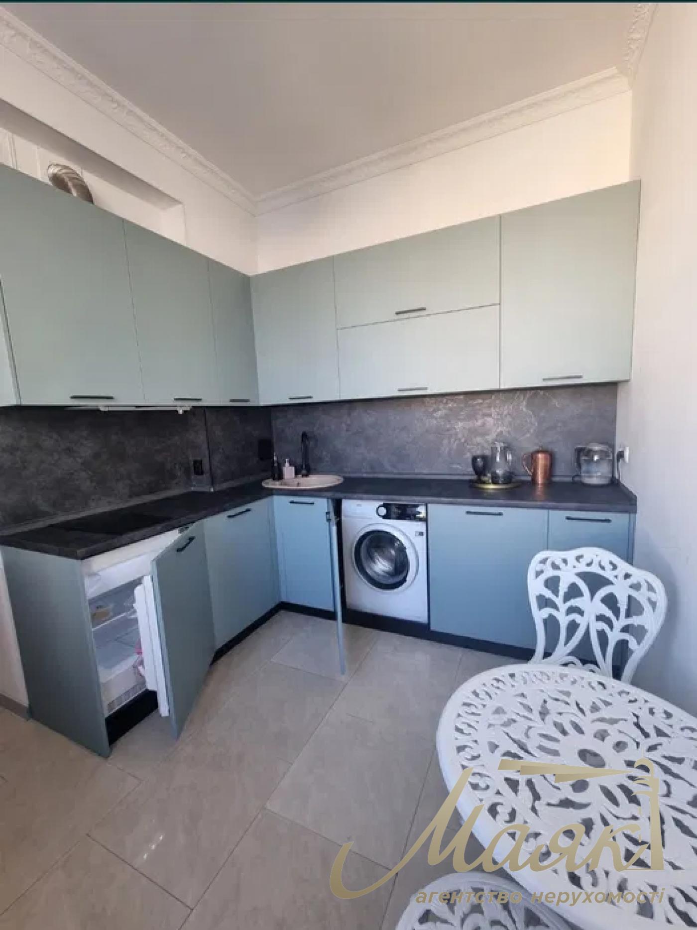 Rent of premises at 48 Bolshaya Vasilkovskaya Street.