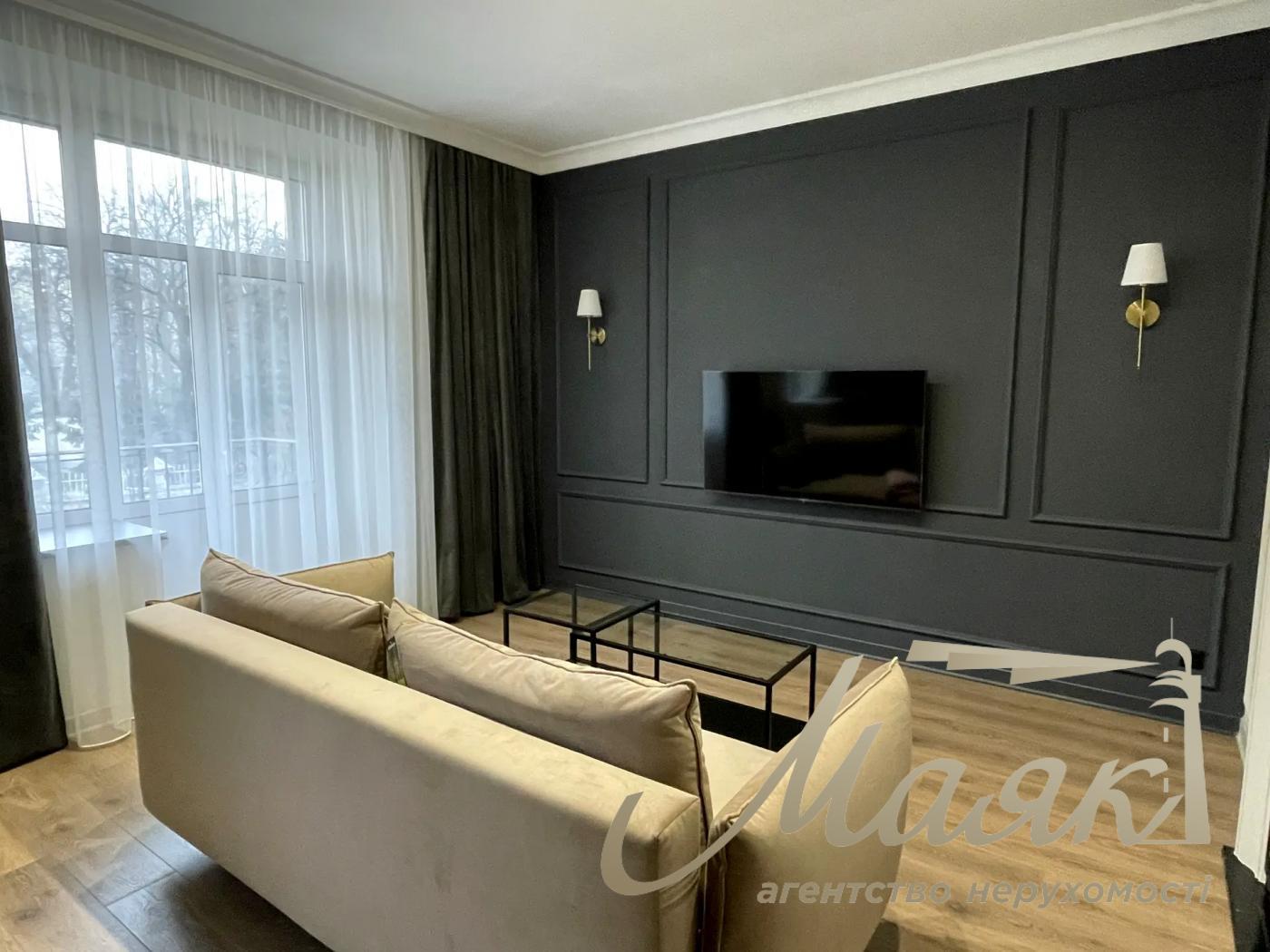 Rent 3-room apartment 75 m², Lutheranskaya street, Center