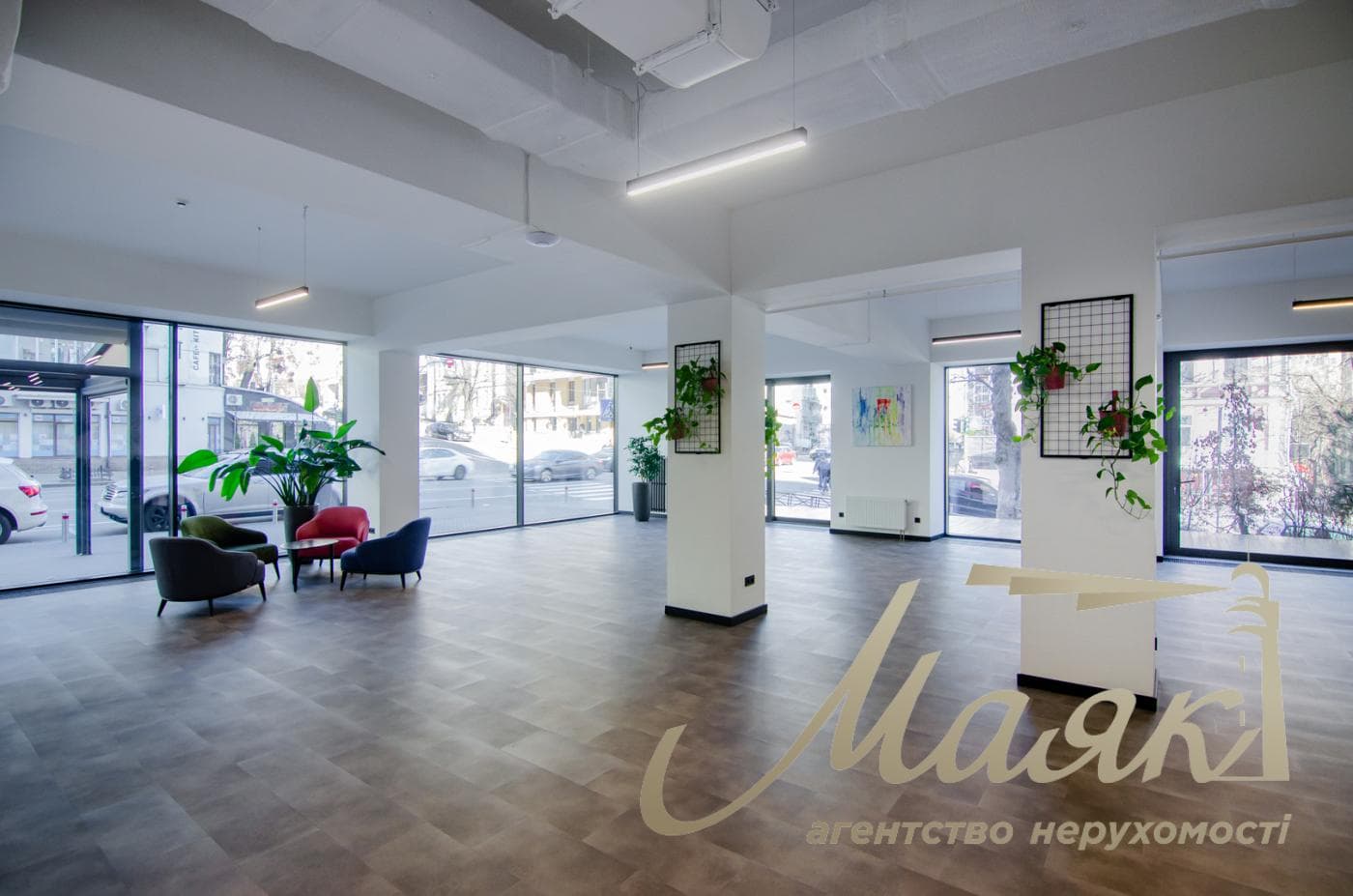 Commercial space for rent (643 m²) in the Infinity Business Center, Saksaganskogo Street, Downtown, Kyiv