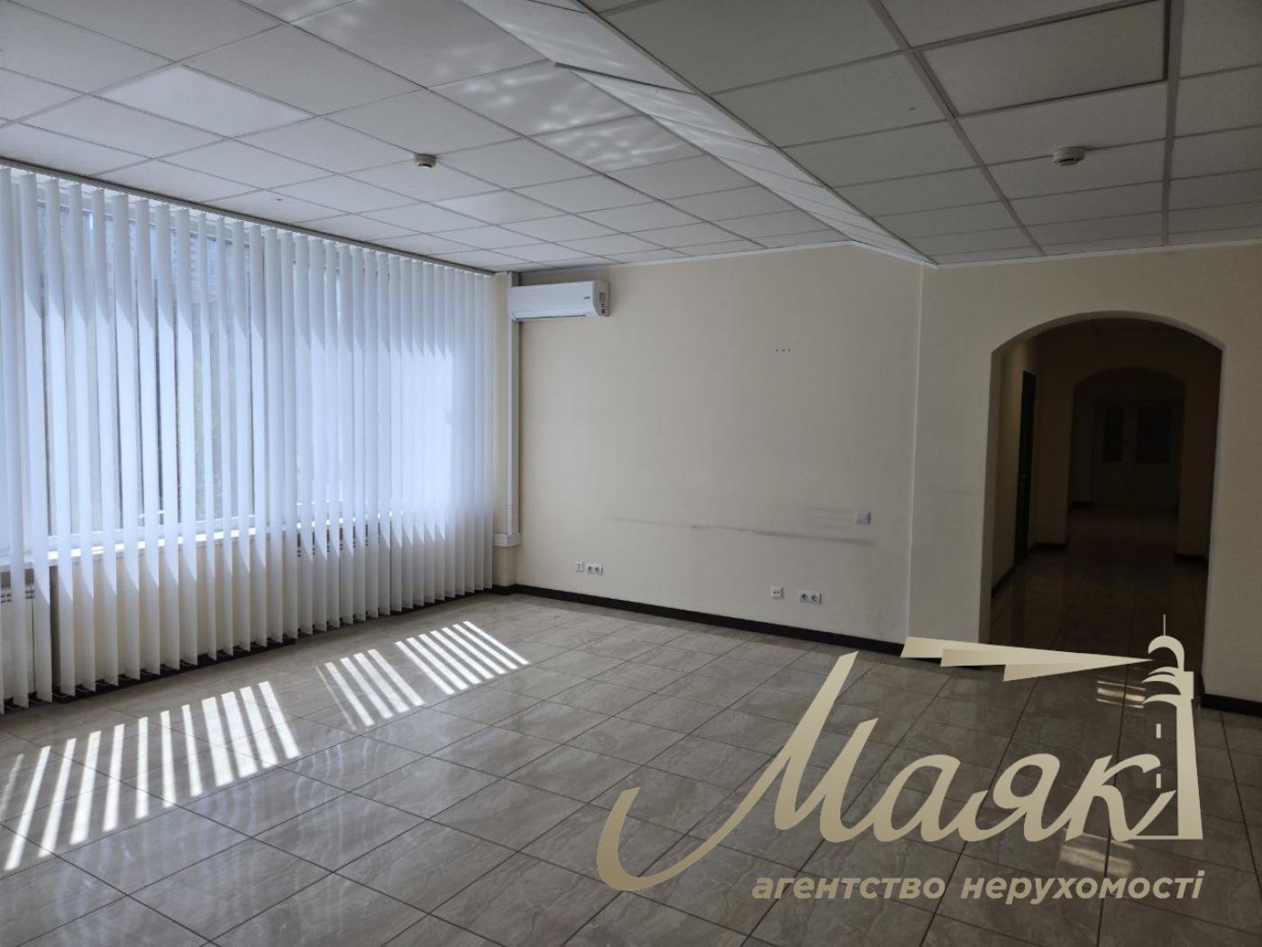 Office for rent 350m2 in BC Pechersk Center, Pechersk