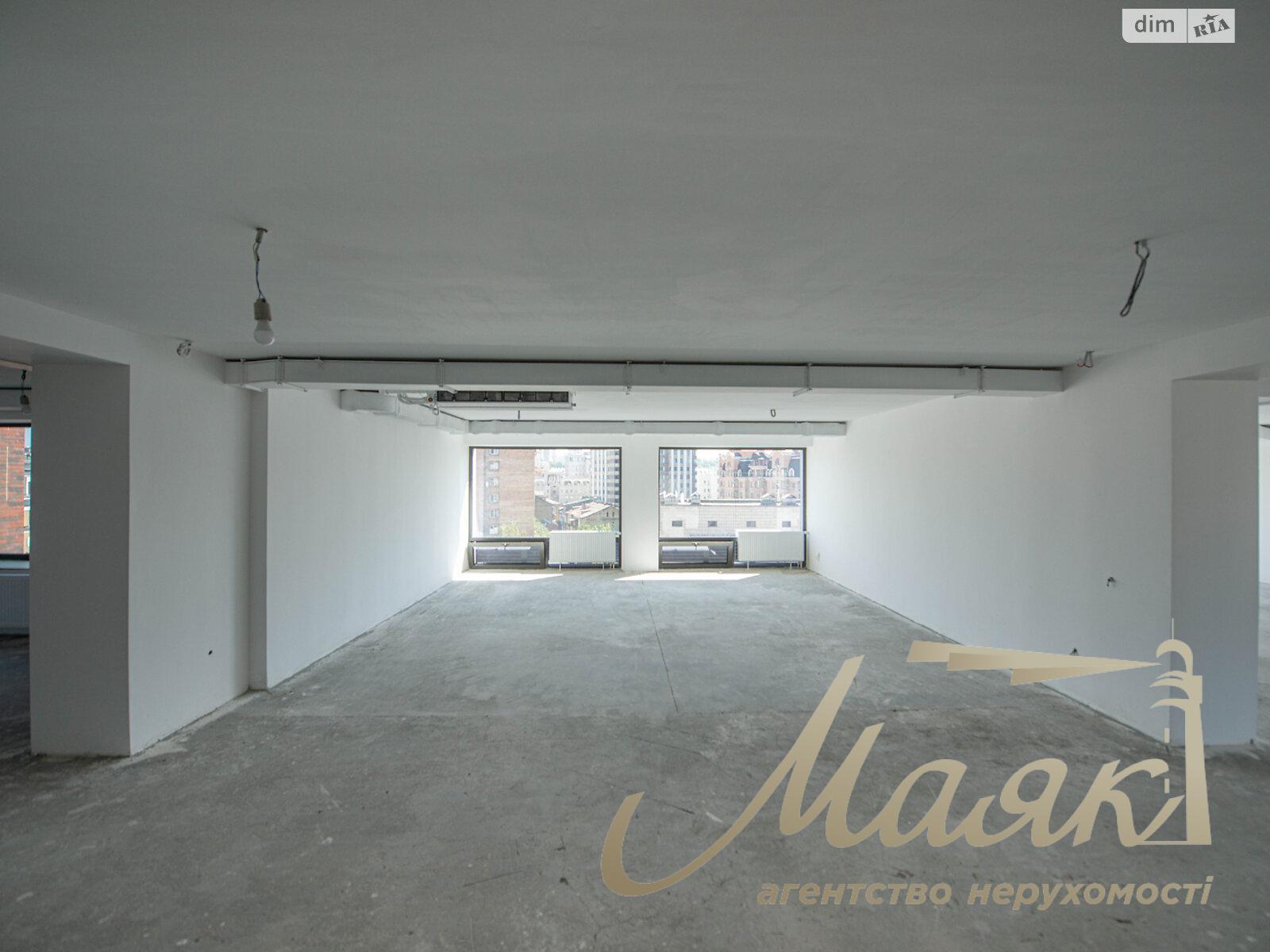 Office for rent 2109m2 on Saksaganskogo street 53/80, Center