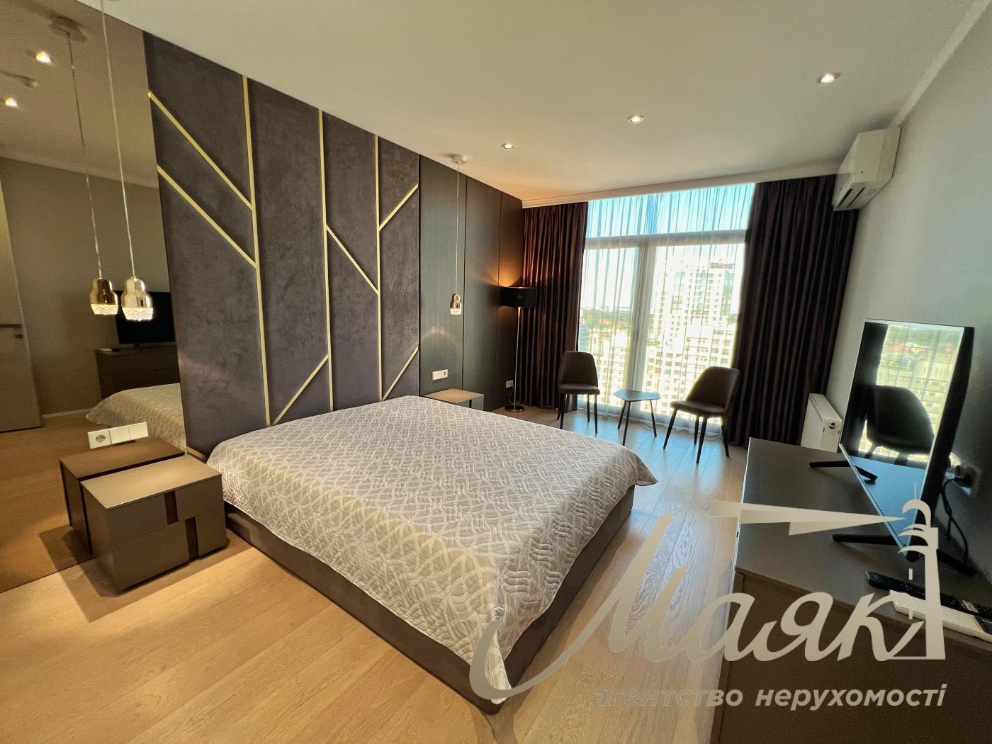 Оренда пентхауса 100м2 в ЖК Підвисоцький, вул. Підвисоцького