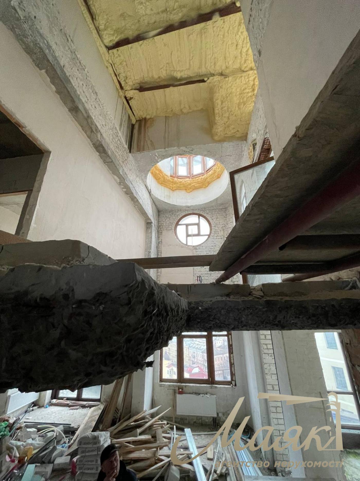 Sale of a view apartment in the residential complex "Fundukleevsky", Bohdan Khmelnitsky street