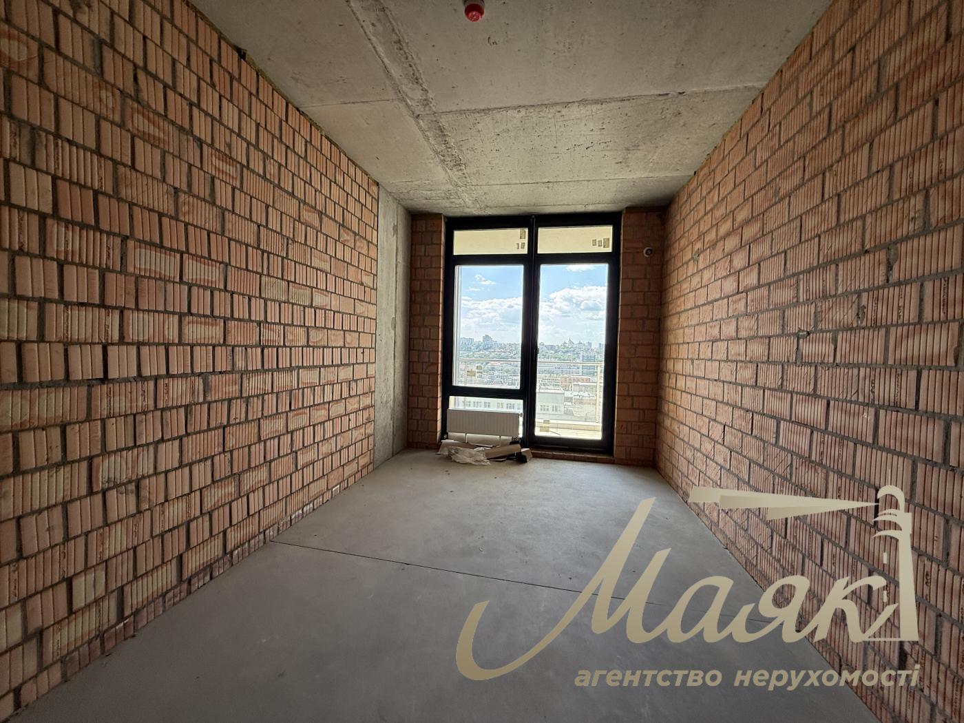 For sale 3 bedroom apartment in LCD Tetris Hall, Ivan Fedorov Street, Kiev