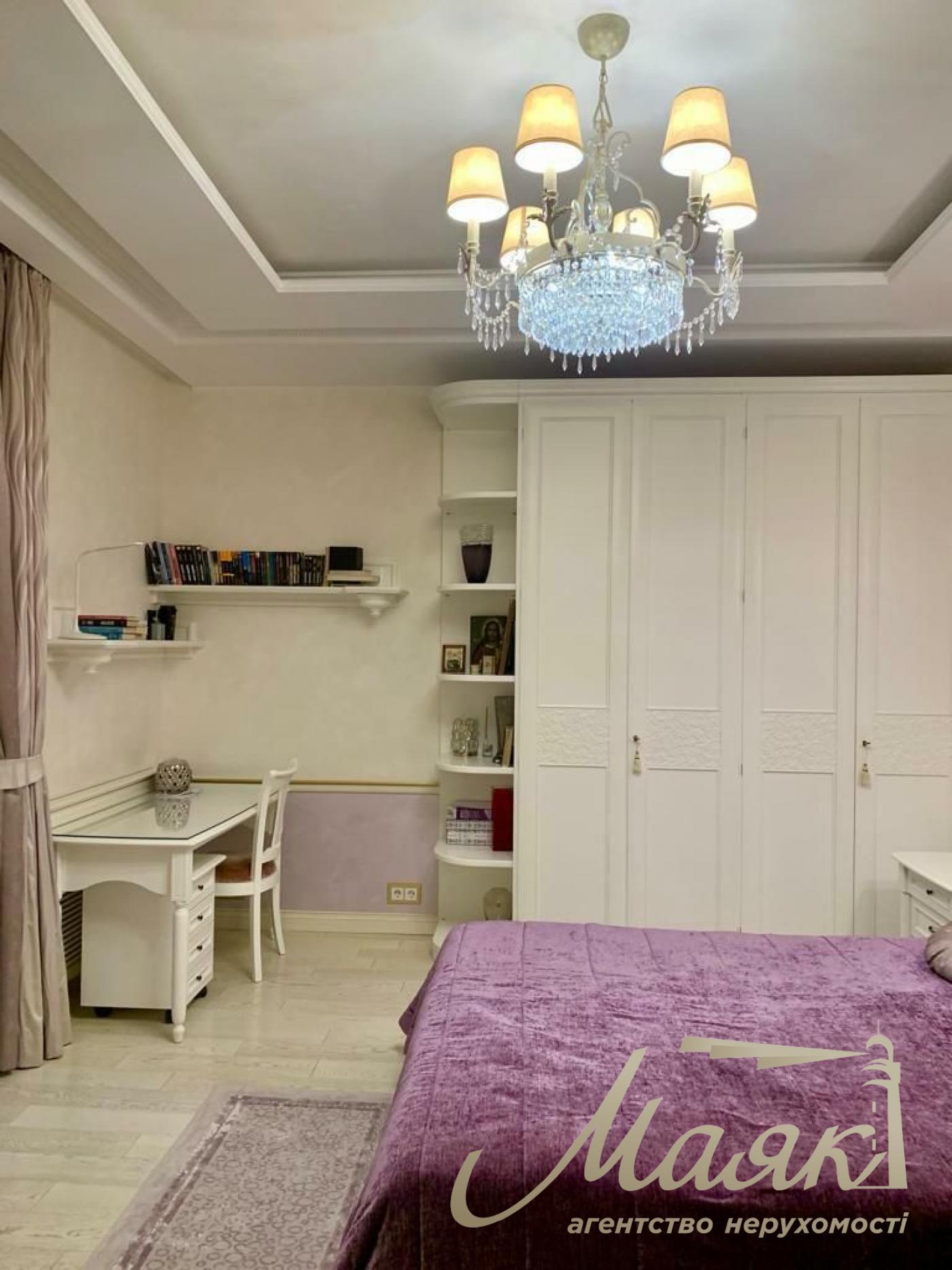 Продаж 4к квартири бульвар Лесі Українки, Печерськ