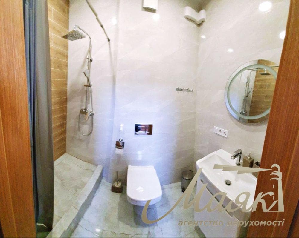 Продаж будинку/дуплексу з ремонтом 110м2 у с. Гатне, Києво-Святошинський район, поруч "Озерний Гай"