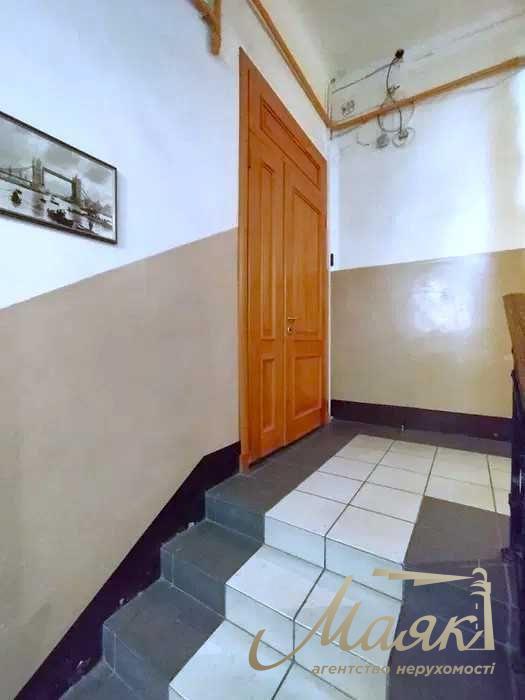 Продаж 2-комнатной квартиры 65.2м2 ул. Банковая, 1, рядом с Администрацией Президента