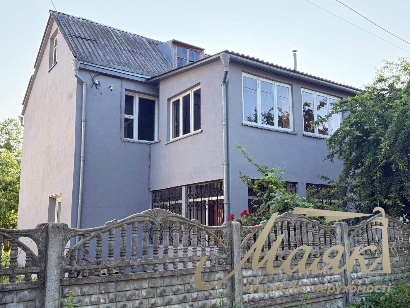 Продаж 2х-поверхового будинку з виходом до води 120м2 9 сотко землі Голосіївський район, Чапаєвка/Віта Литовська з виходом до води