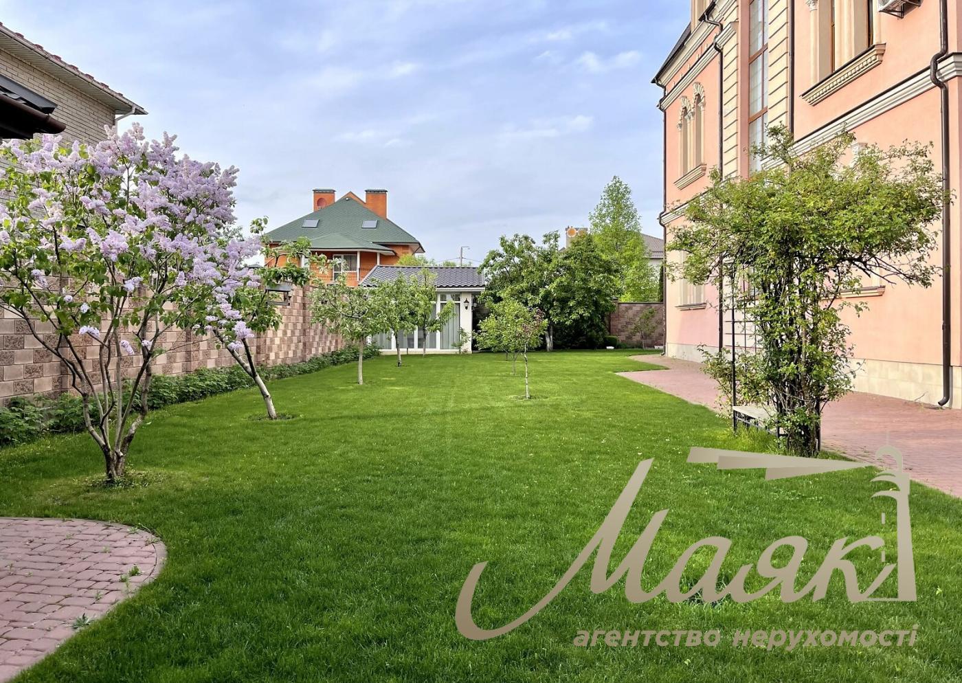 Оренда будинку 800м2 Голосіївський район Київ