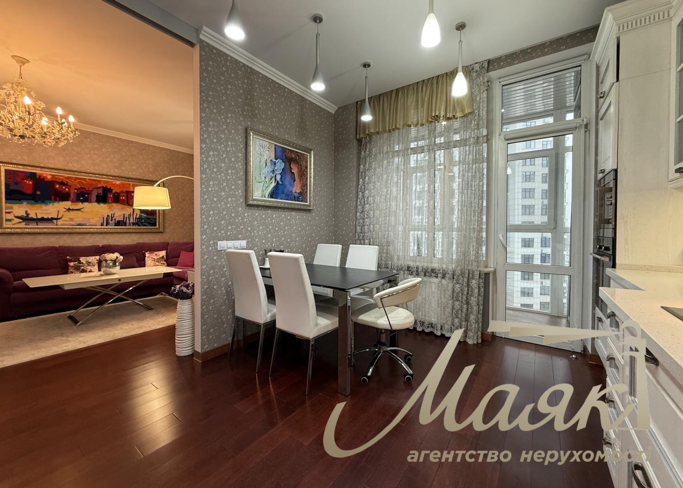 Оренда 3 кімнатної квартири в ЖК Новопечерські Липки, Андрія Верхогляда просп. , 16