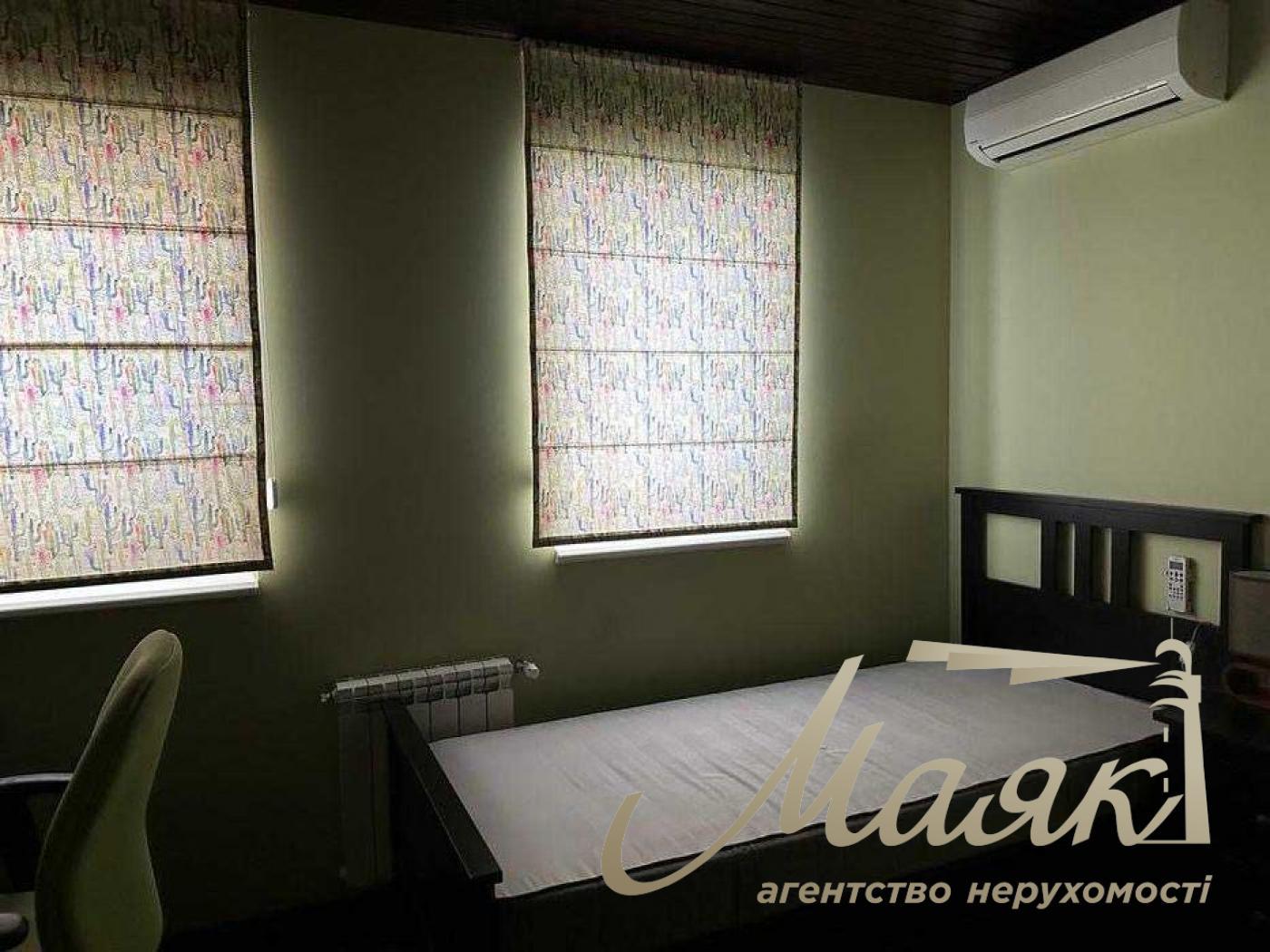 Sale of 2-storey house. Area - 105 sq.m. s. Svyatopetrovskoye. Suburb of Kyiv.