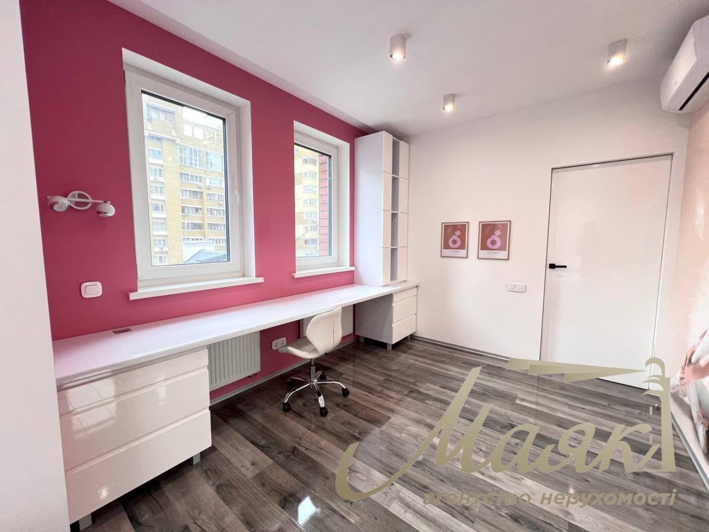 Аренда 3-х комнатной квартиры в ЖК New York Concept House, ул.Антоновича 74