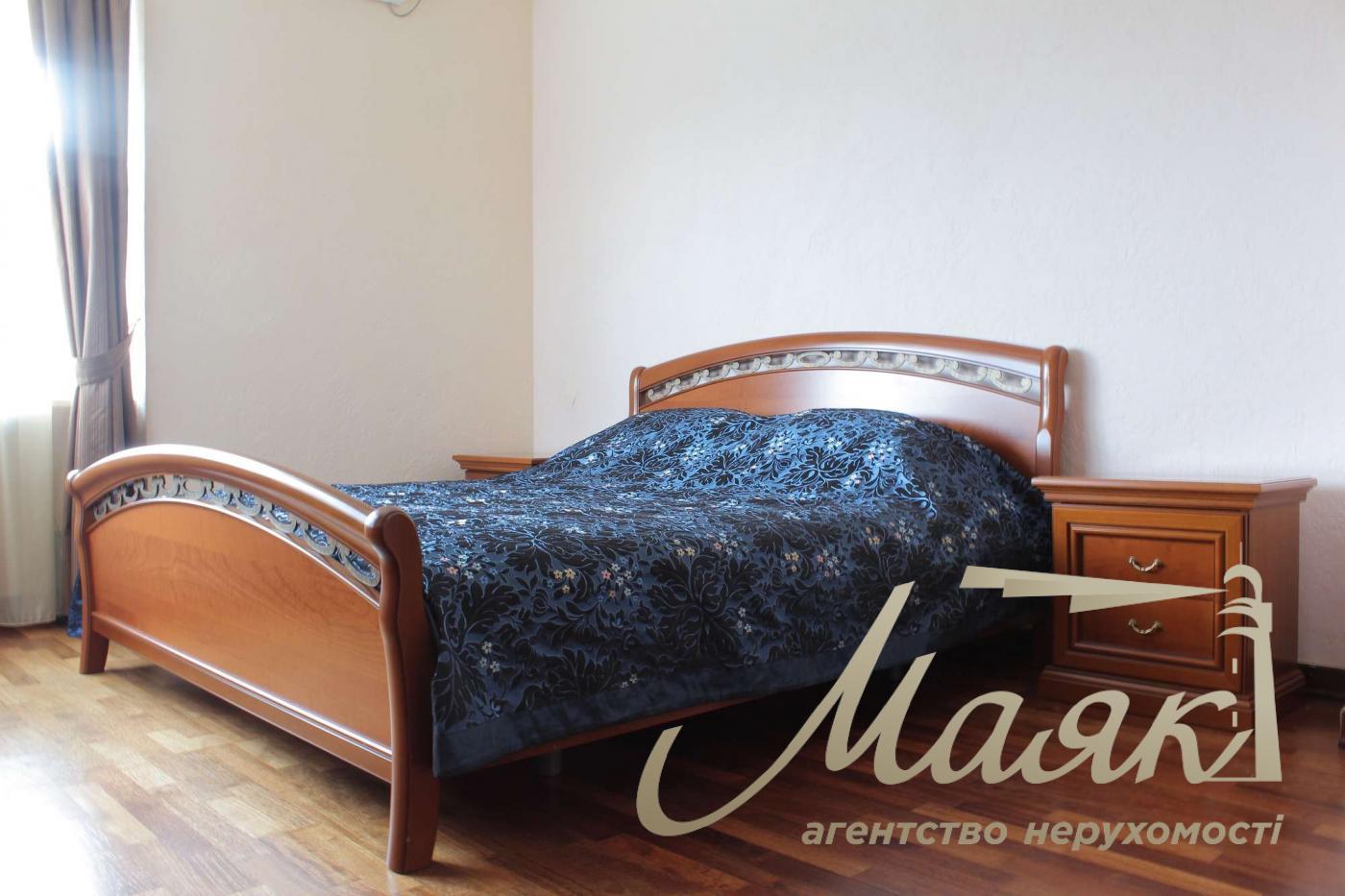 Продаж 4к квартири вул. Кловський Узвіз, Печерськ