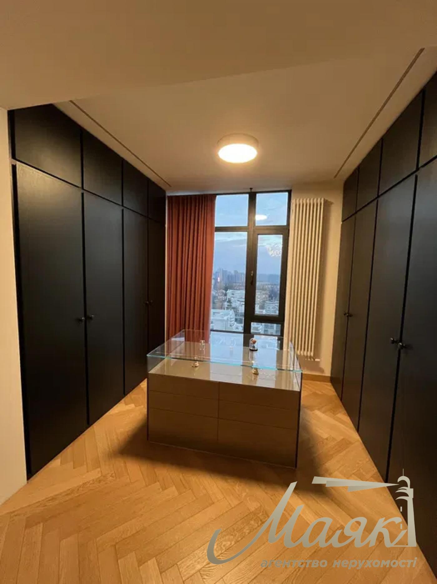 Продаж пенхауса ЖК Бульвар Фонтанів, вул.І.Павла ІІ, 6/1