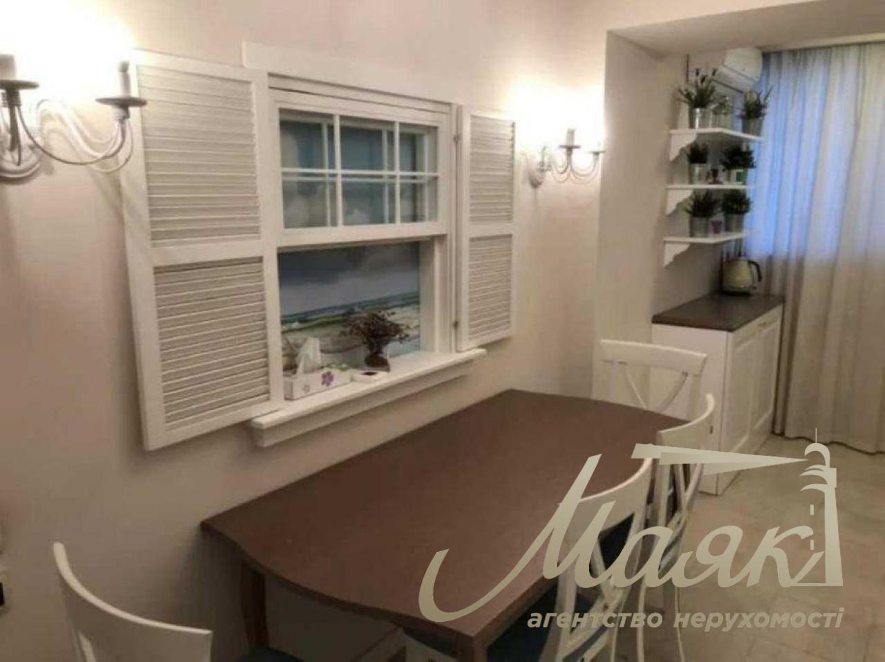 Продажа 3-к квартира ул. Антоновича, Центр, г. Киев